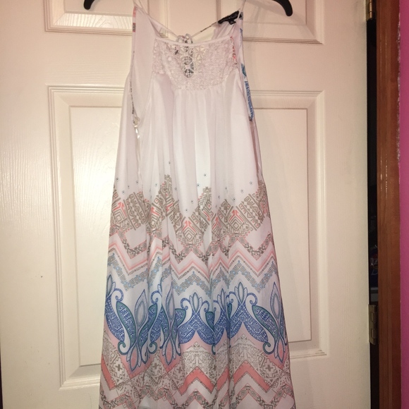 Colorful Tribal print and white dress size S - Picture 1 of 2